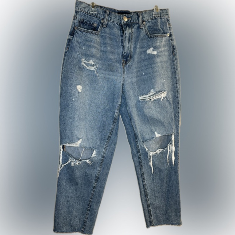 Slim & Thick Curvy Mom Jeans by Aeropostale